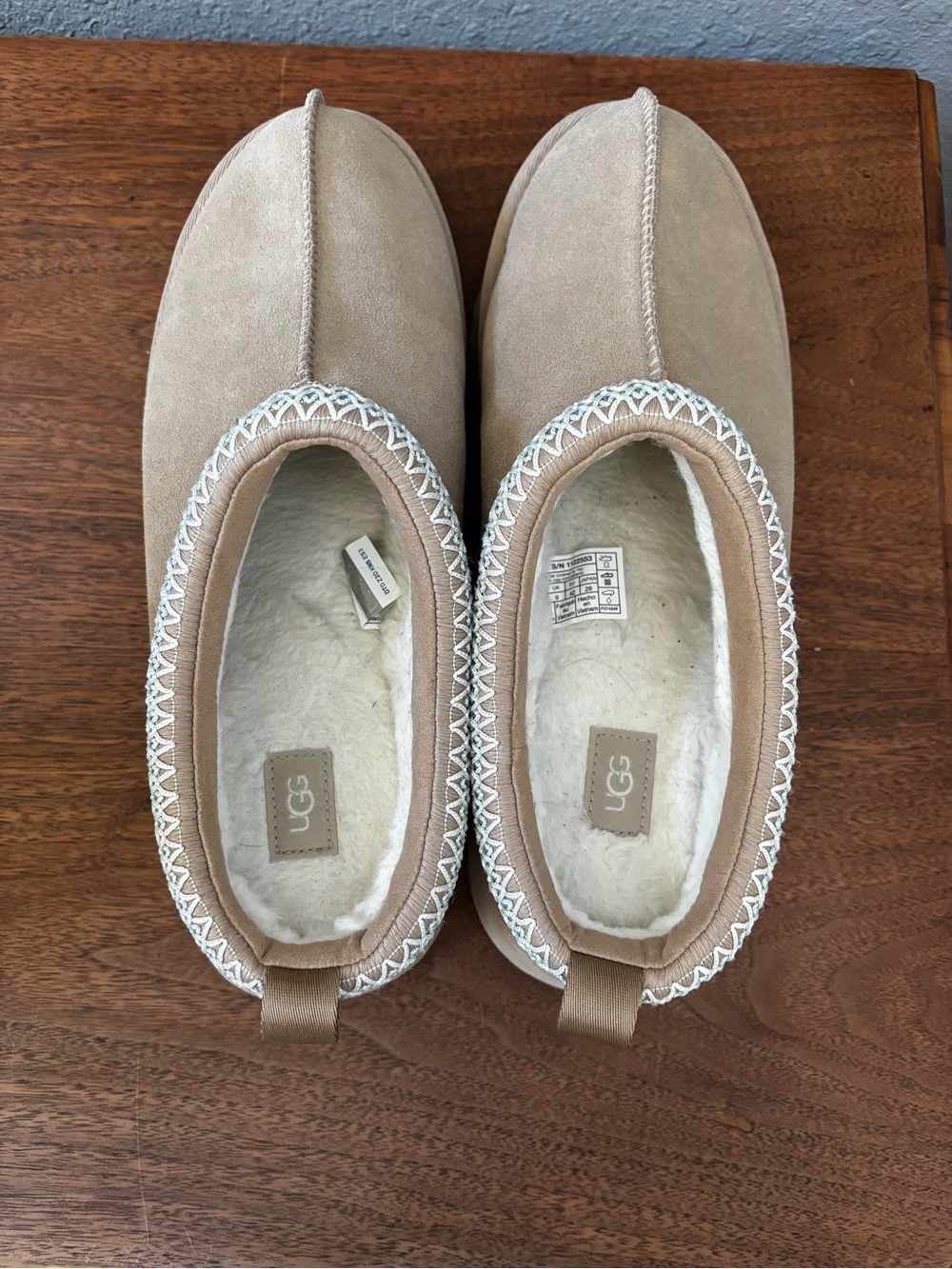 UGG Slip-On Suede Mules in Tan Women Size 11 - Picture 13 of 14